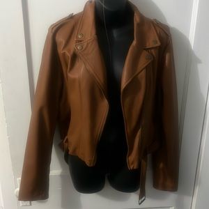 Women brown leather coat 🧥